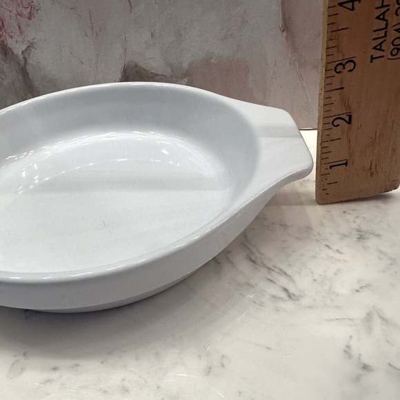 Emile Henry Round French Casserole Pie Stoneware White France Ovenware Buffet - Picture 4 of 12